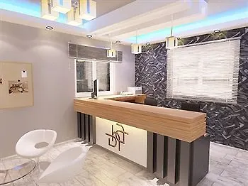 Daniel Luxury מלון דירות 4*