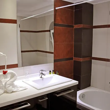 מלון דירות Daniel Luxury קלטוס