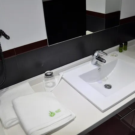 Daniel Luxury 4* קלטוס