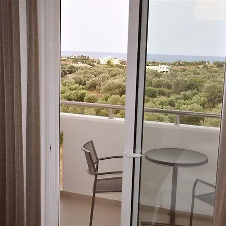 Daniel Luxury מלון דירות 4*